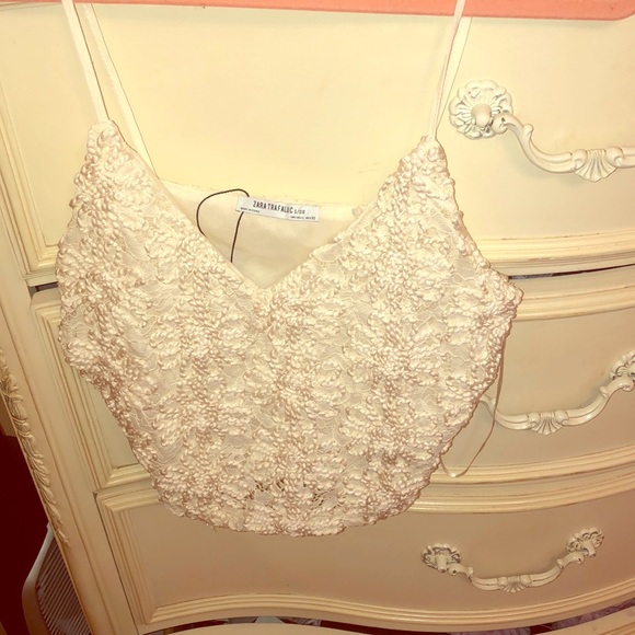 Zara Tops - Zara Ivory crochet lace crop top NWOT!